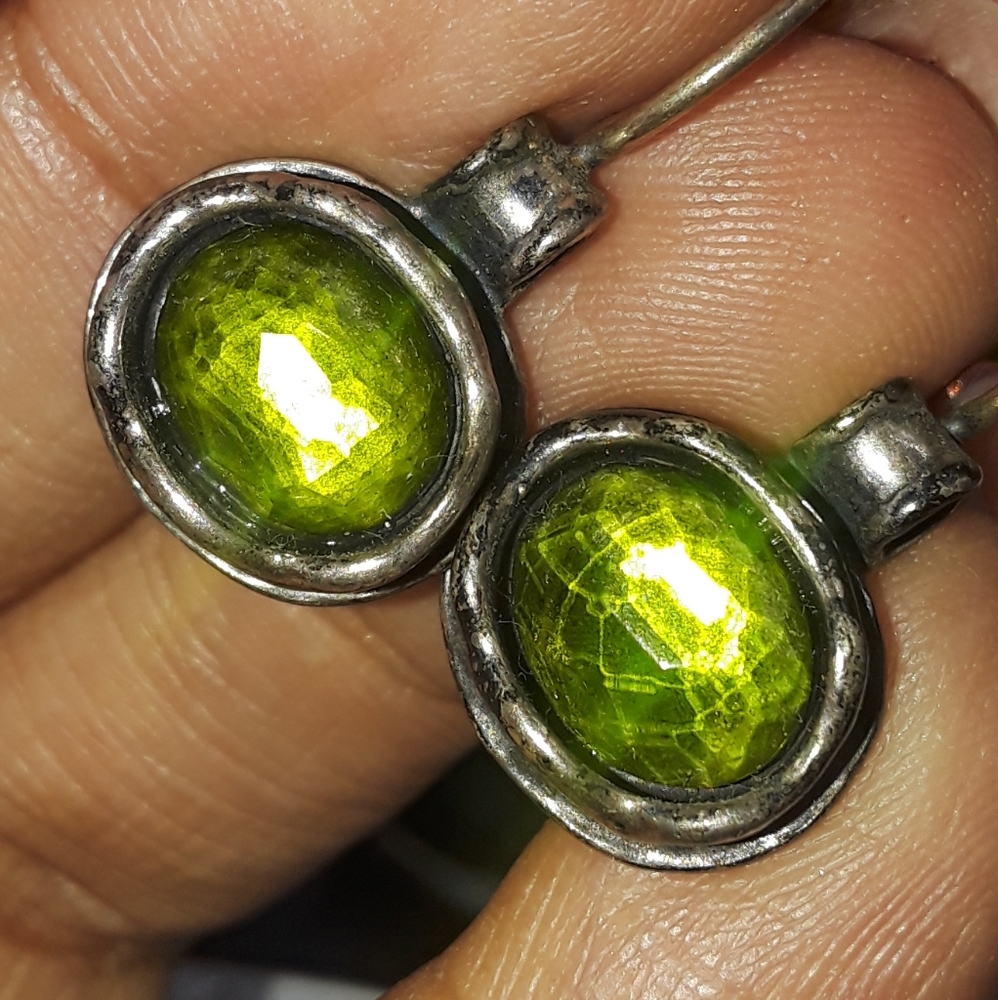 Silpada sterling silver oval lime green earrings